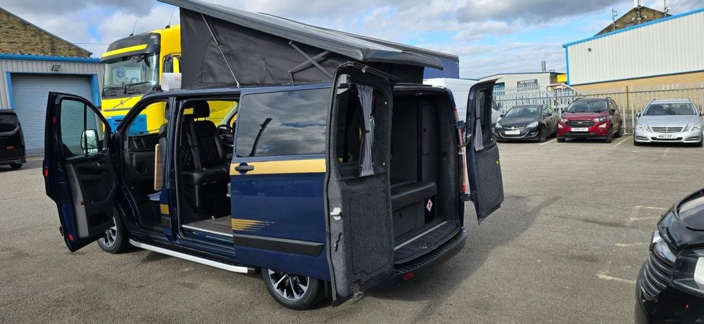 FORD TRANSIT CUSTOM
