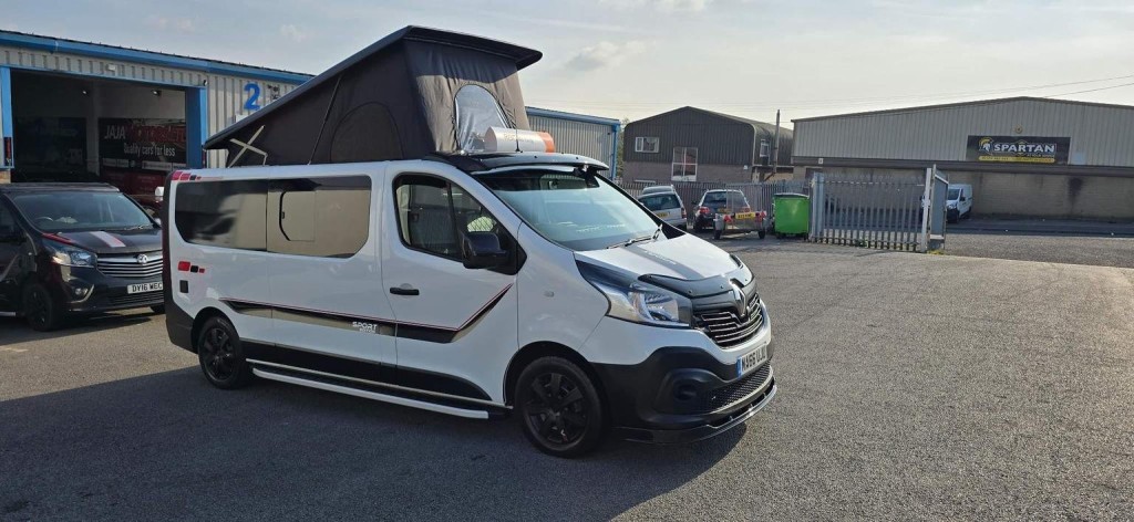 RENAULT TRAFIC