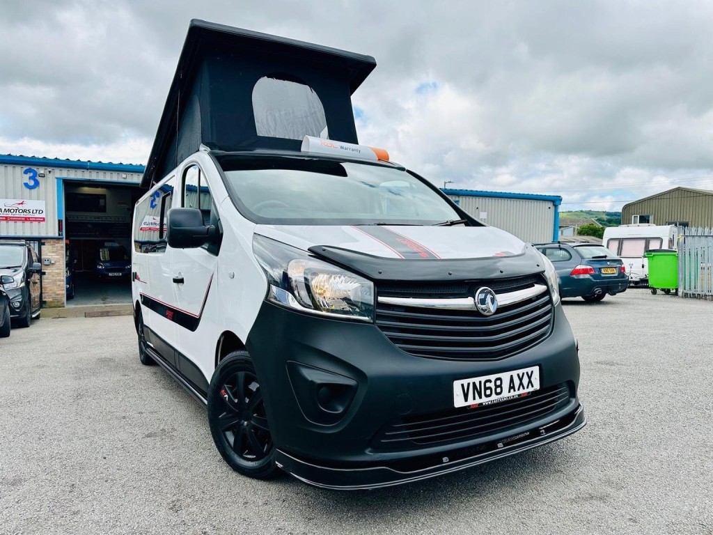 VAUXHALL VIVARO