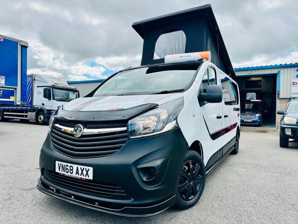 VAUXHALL VIVARO