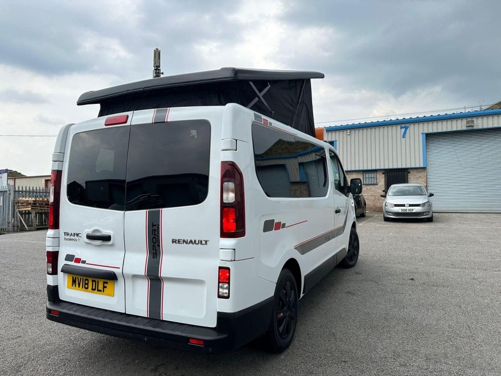 RENAULT TRAFIC