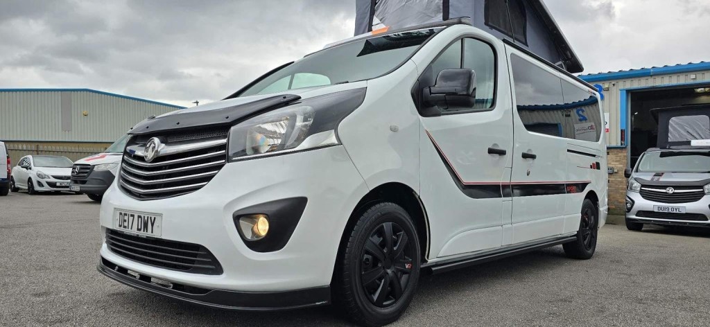 VAUXHALL VIVARO