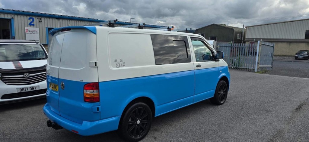 VOLKSWAGEN TRANSPORTER