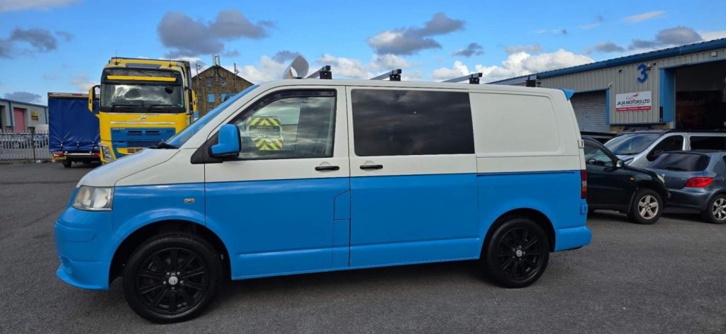 VOLKSWAGEN TRANSPORTER