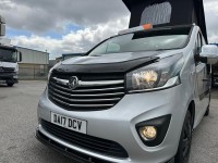 VAUXHALL VIVARO