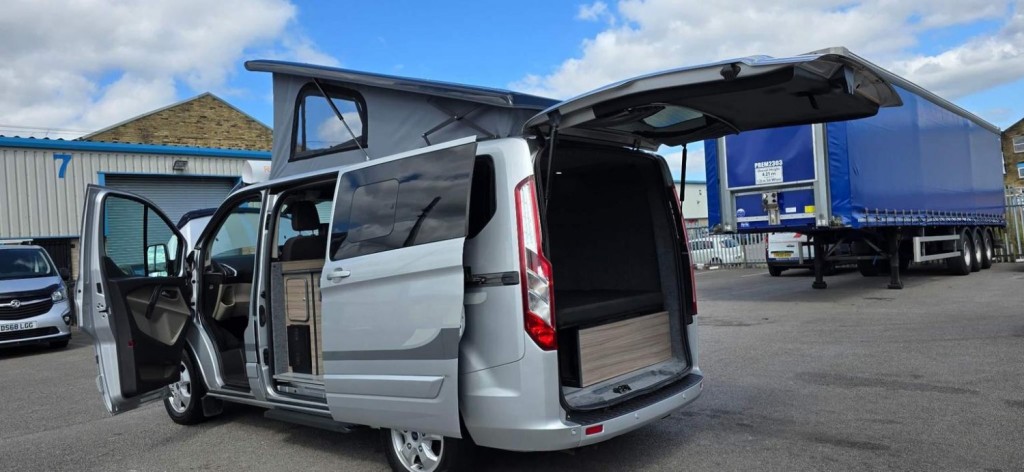 FORD TRANSIT CUSTOM