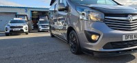 VAUXHALL VIVARO