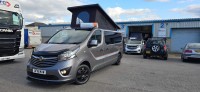 VAUXHALL VIVARO