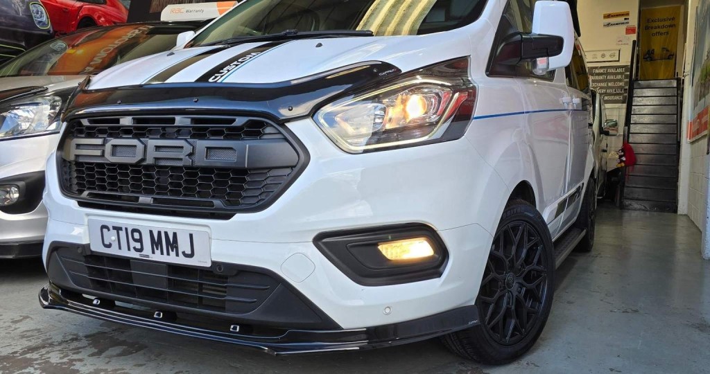 FORD TRANSIT CUSTOM
