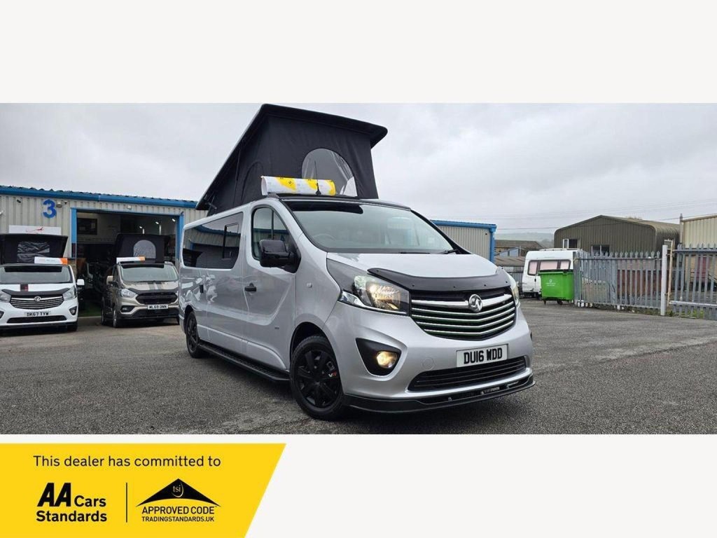 VAUXHALL VIVARO
