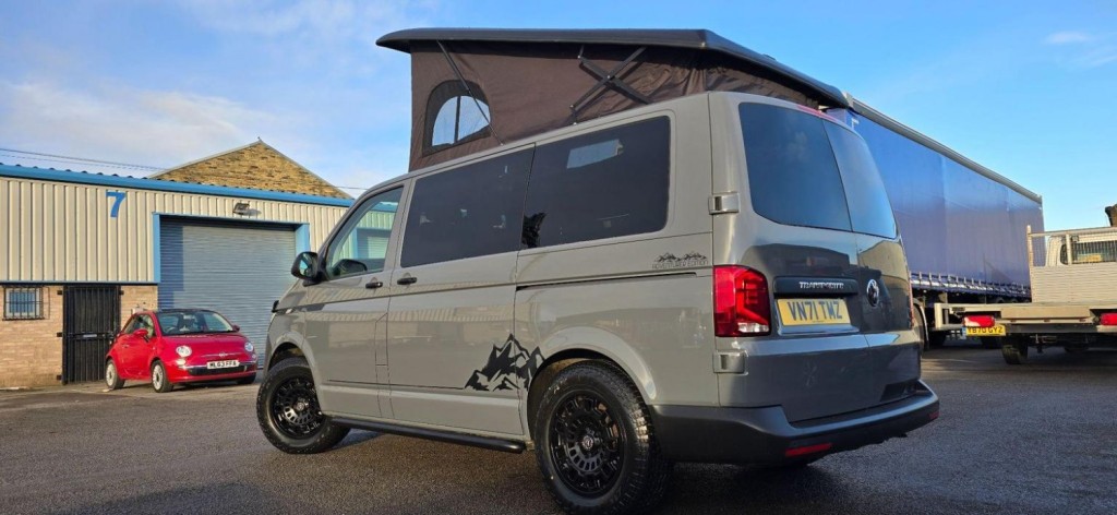 VOLKSWAGEN TRANSPORTER