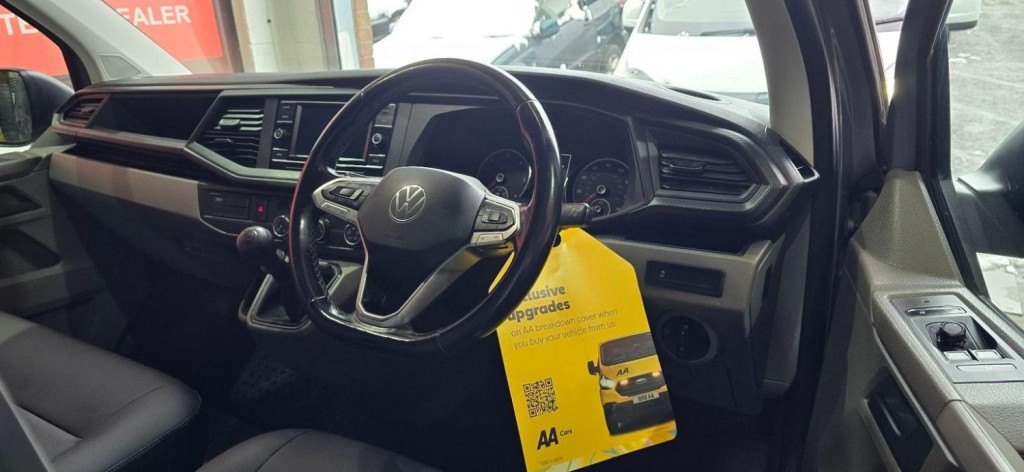 VOLKSWAGEN TRANSPORTER