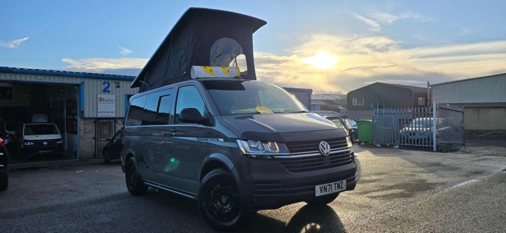 VOLKSWAGEN TRANSPORTER