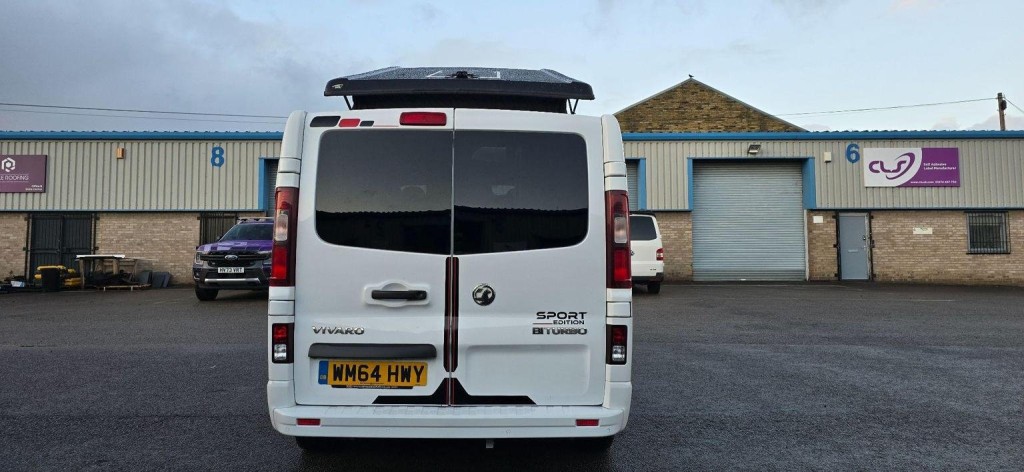 VAUXHALL VIVARO