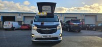 VAUXHALL VIVARO