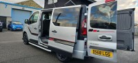 VAUXHALL VIVARO