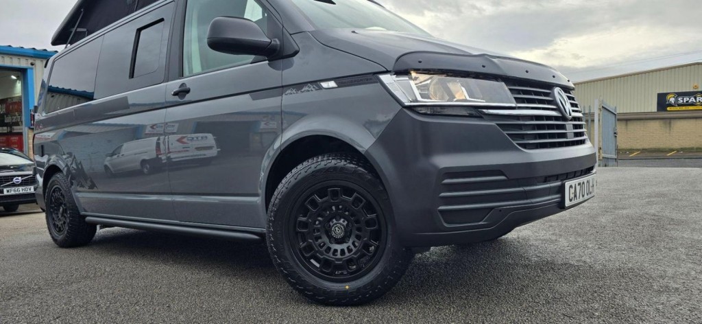 VOLKSWAGEN TRANSPORTER