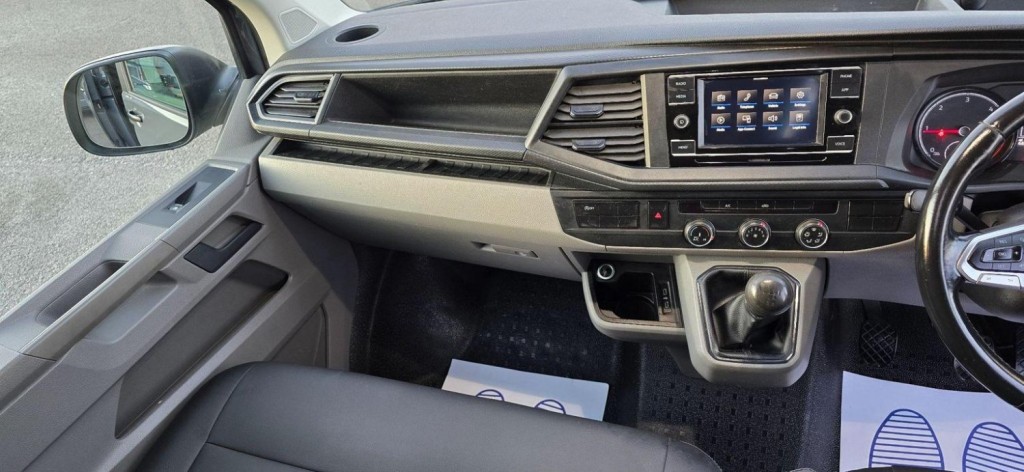 VOLKSWAGEN TRANSPORTER