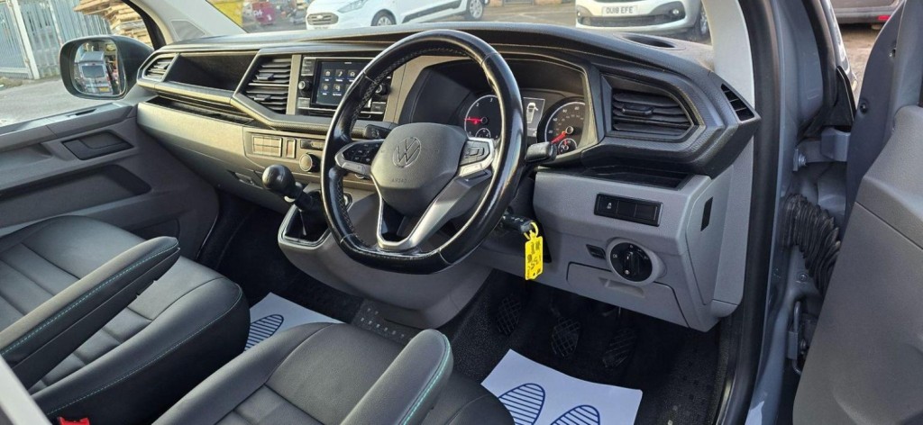 VOLKSWAGEN TRANSPORTER