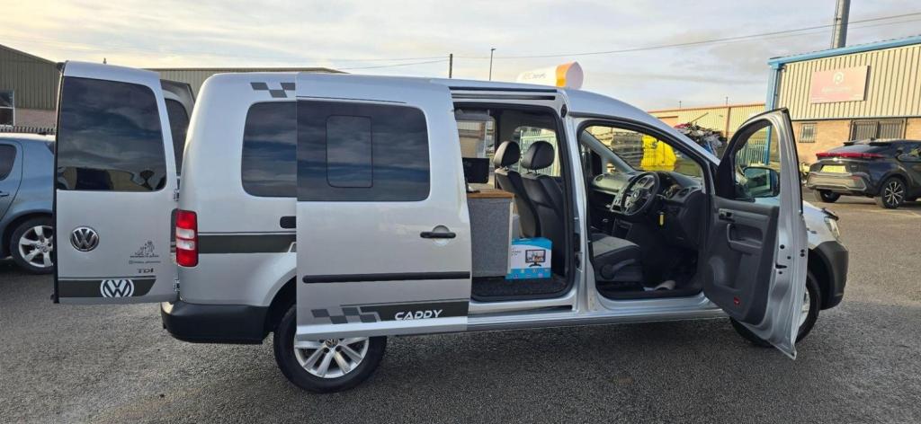 VOLKSWAGEN CADDY MAXI