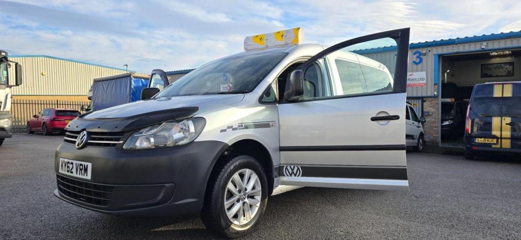 VOLKSWAGEN CADDY MAXI