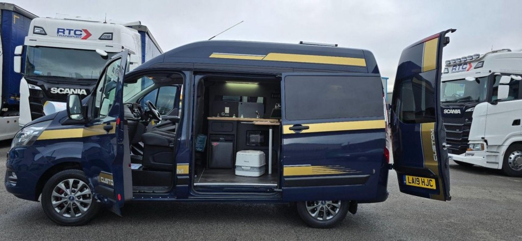 FORD TRANSIT CUSTOM