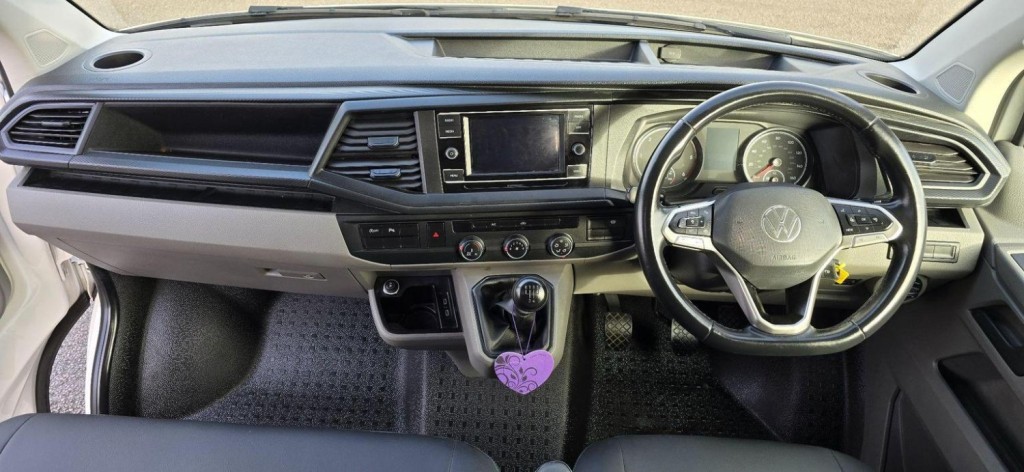 VOLKSWAGEN TRANSPORTER