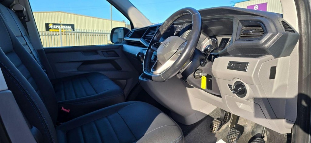 VOLKSWAGEN TRANSPORTER