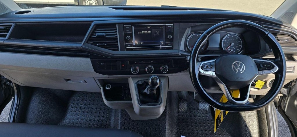 VOLKSWAGEN TRANSPORTER