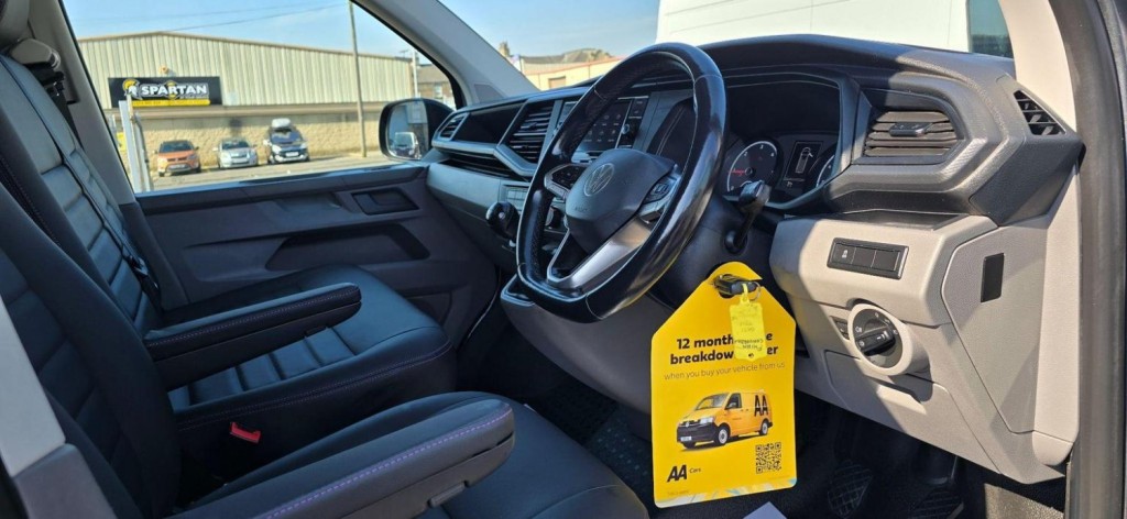 VOLKSWAGEN TRANSPORTER