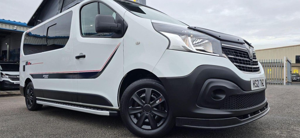 RENAULT TRAFIC