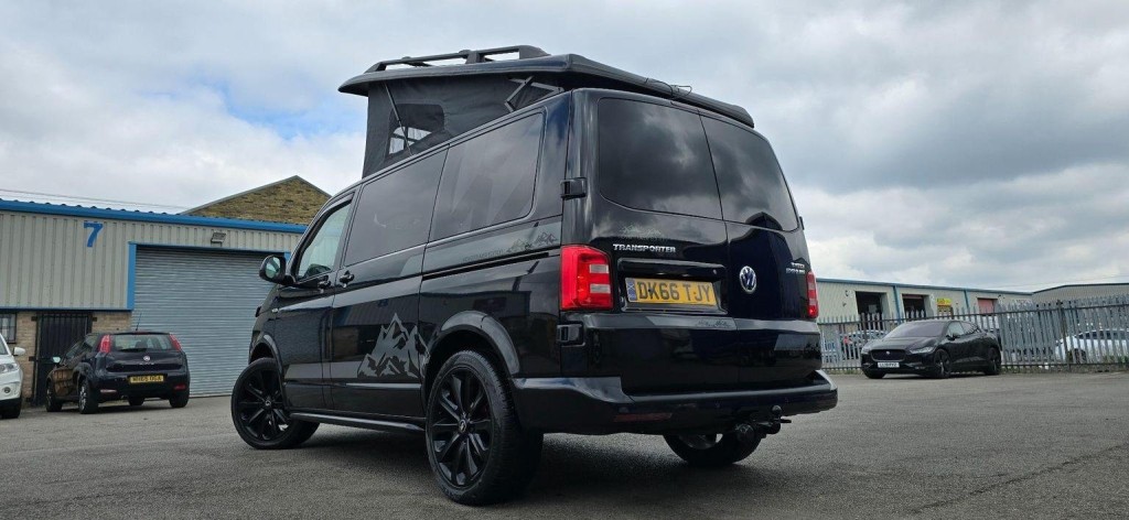 VOLKSWAGEN TRANSPORTER