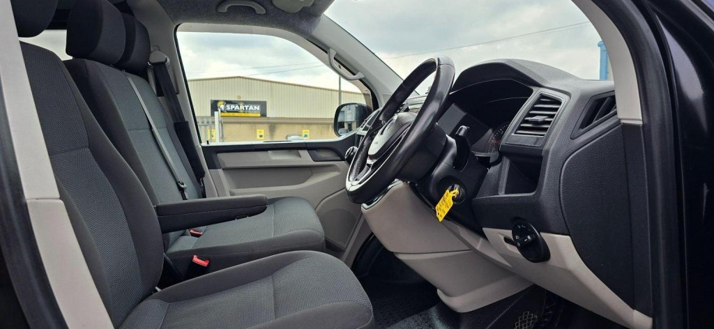 VOLKSWAGEN TRANSPORTER