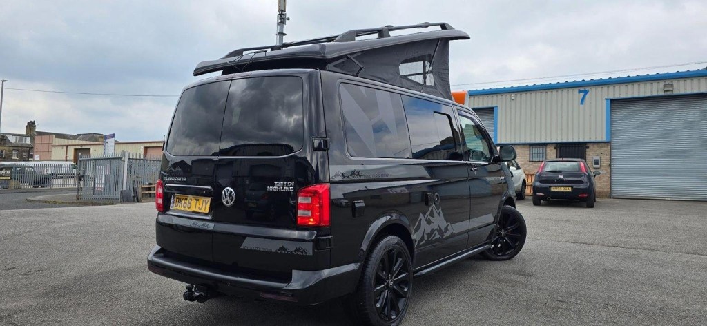 VOLKSWAGEN TRANSPORTER