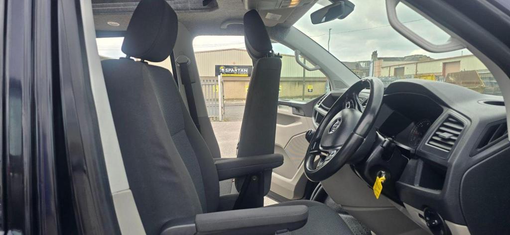 VOLKSWAGEN TRANSPORTER