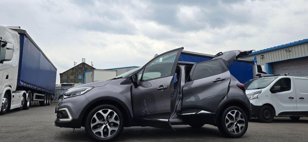 RENAULT CAPTUR