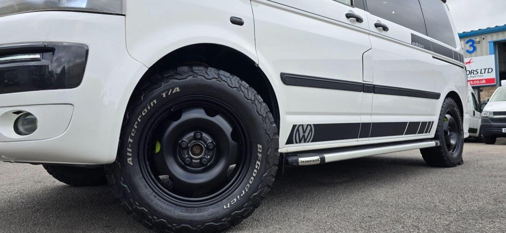 VOLKSWAGEN TRANSPORTER