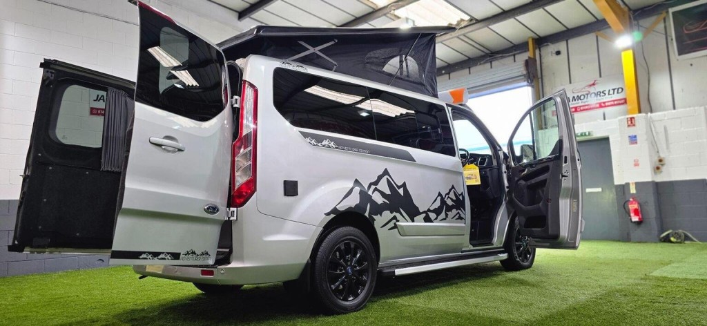 FORD TRANSIT CUSTOM