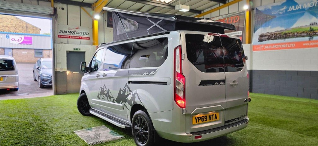 FORD TRANSIT CUSTOM