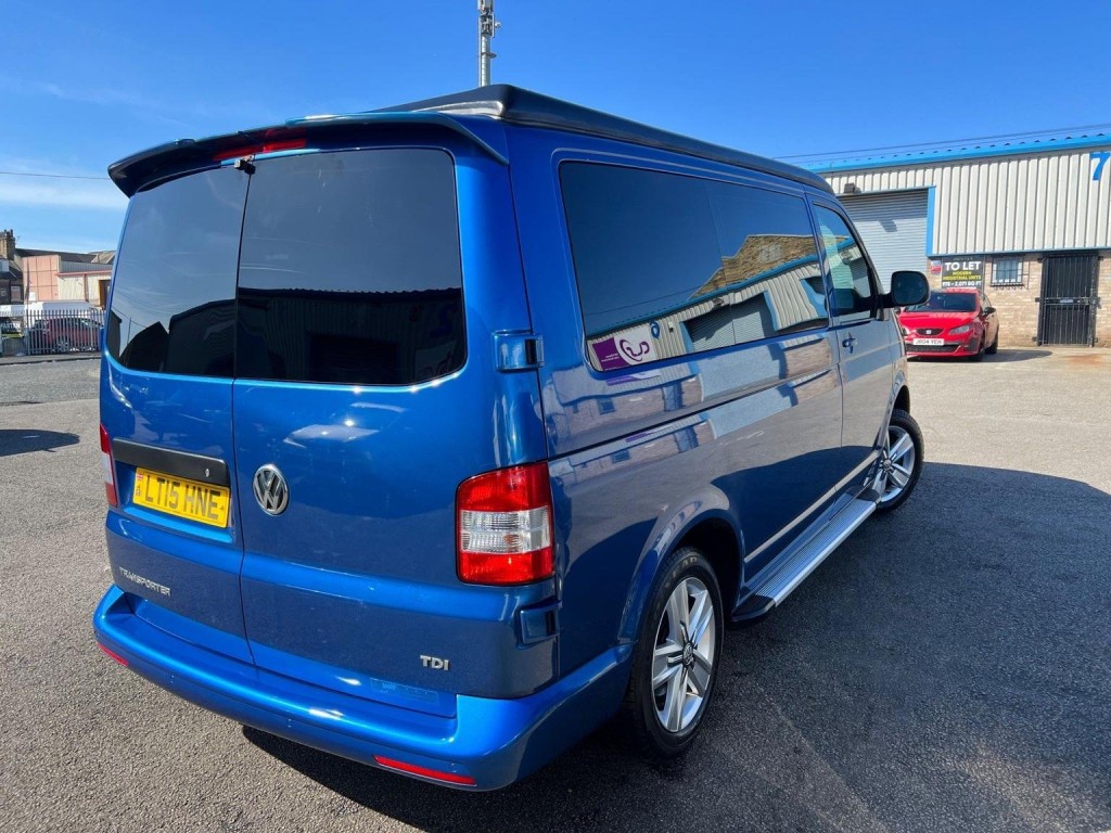VOLKSWAGEN TRANSPORTER