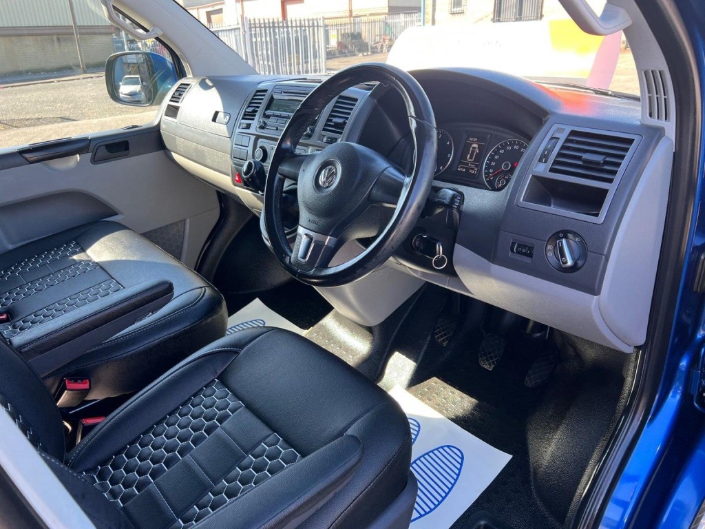 VOLKSWAGEN TRANSPORTER