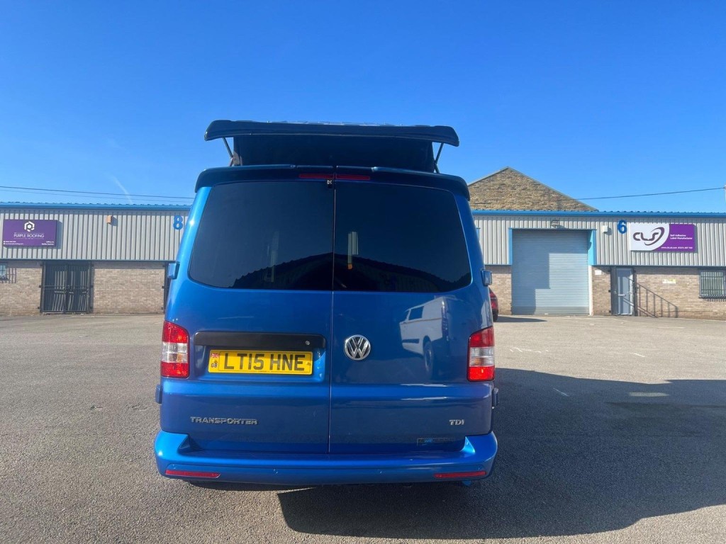 VOLKSWAGEN TRANSPORTER