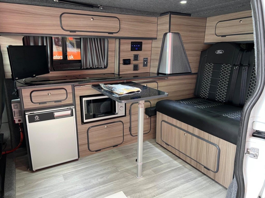 FORD TRANSIT CUSTOM