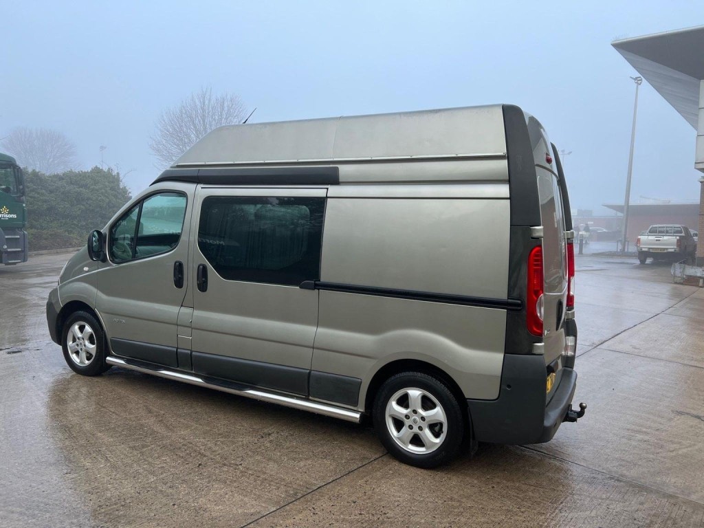 RENAULT TRAFIC