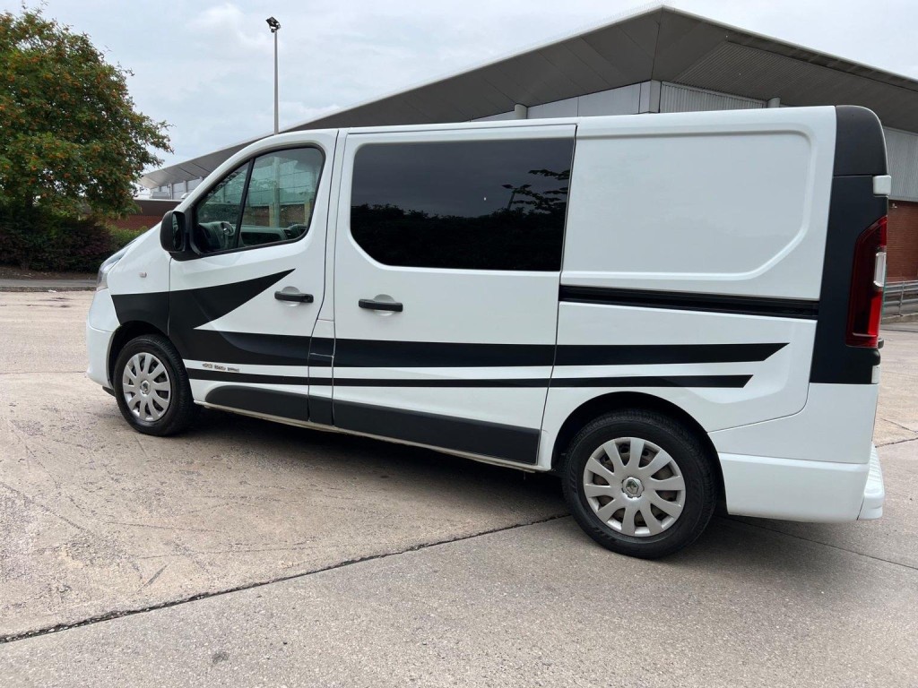 RENAULT TRAFIC