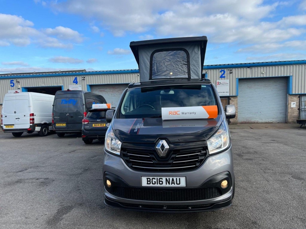 RENAULT TRAFIC