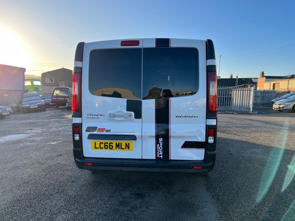 RENAULT TRAFIC