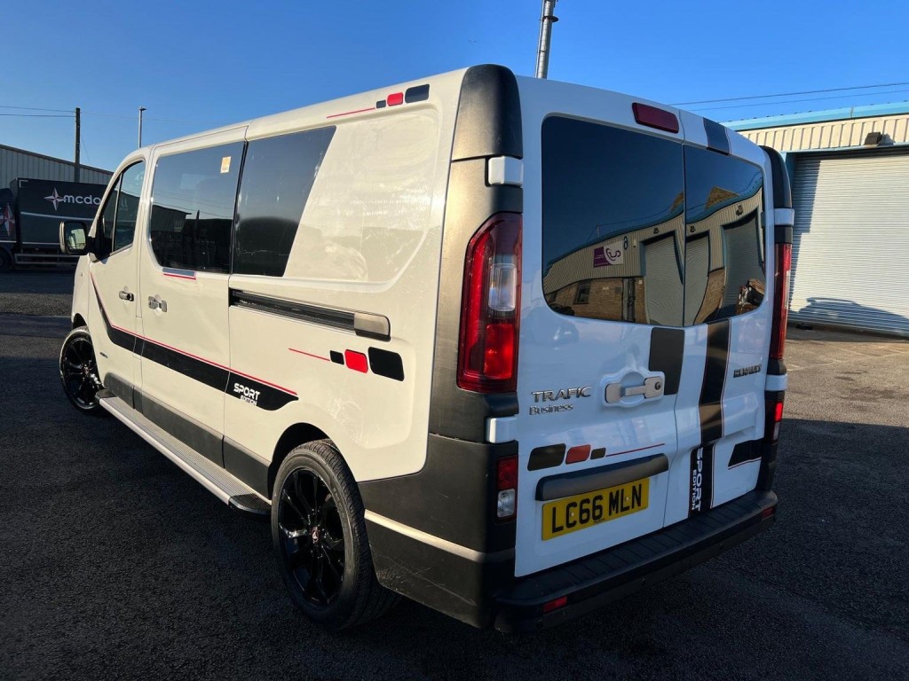 RENAULT TRAFIC