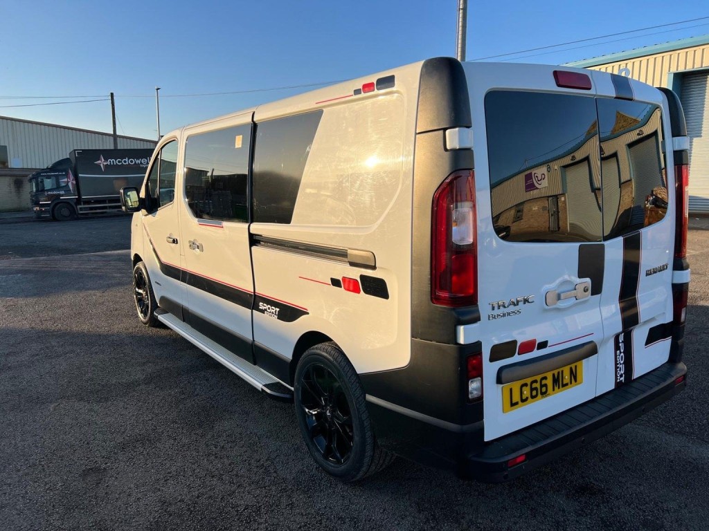 RENAULT TRAFIC