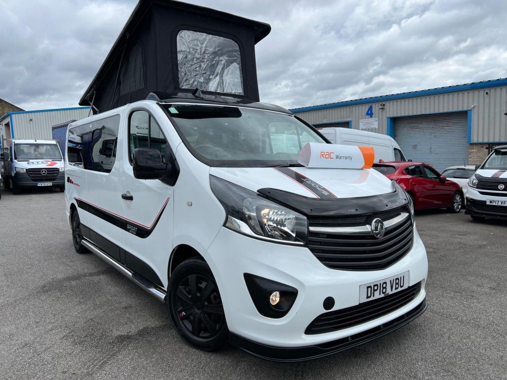 VAUXHALL VIVARO